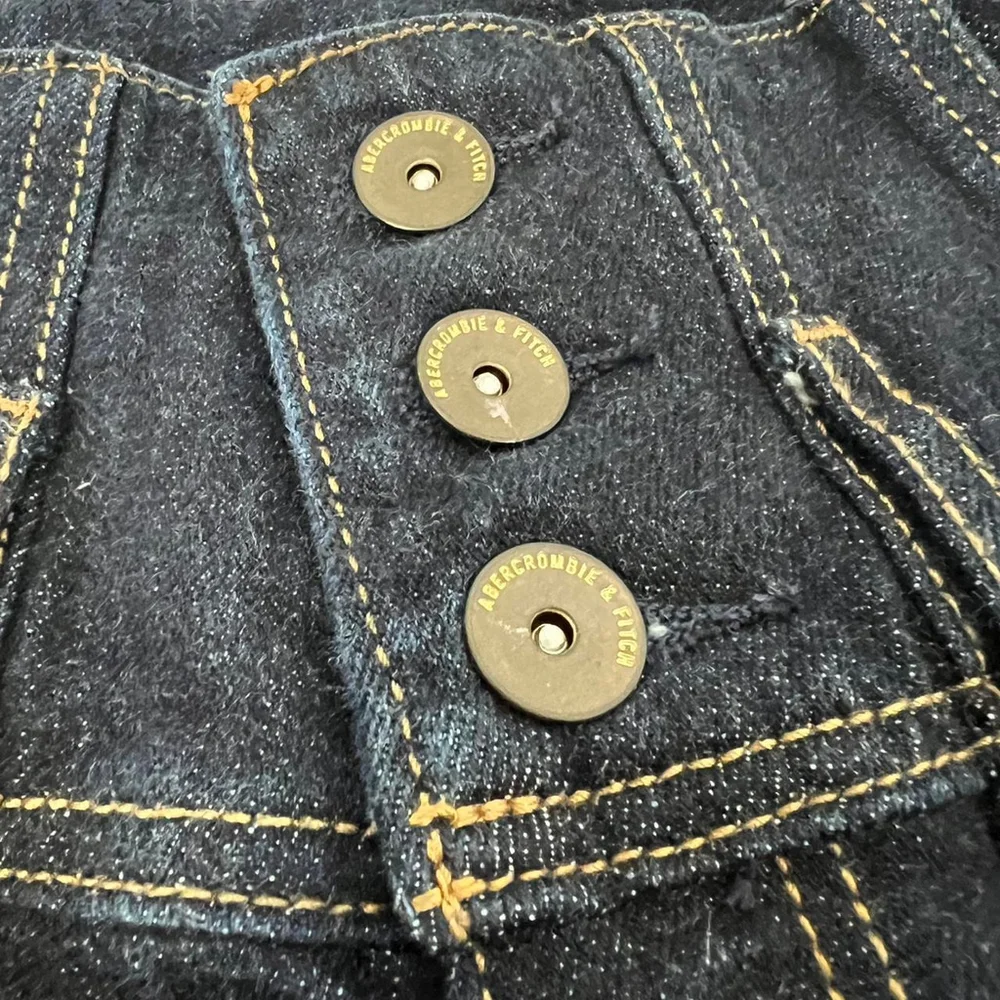 Abercrombie & Fitch 2010s Dark Blue High Waisted Denim Shorts - Size 24